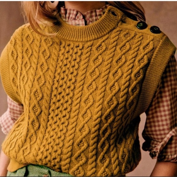 Sézane Gregorie Sweater Vest in Curry - Picture 1 of 5